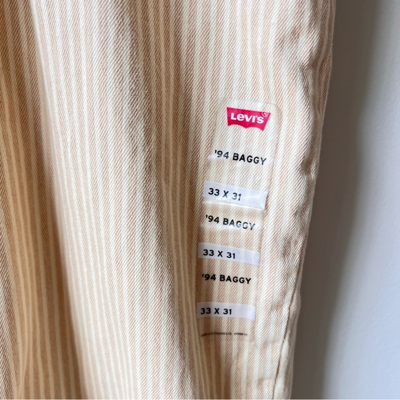 Levi's '94 Baggy Cream Striped Jeans NWT 33 - Picture 7 of 9